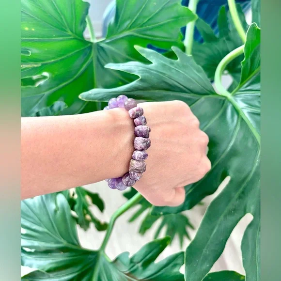 Rough Ruby & Chevron Amethyst bracelet - Picture 3 of 3